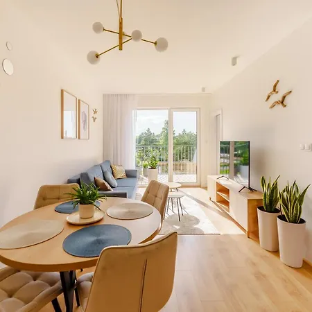 Sail Surfingbird Apartment *