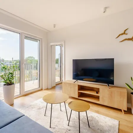 Sail Surfingbird Apartment *